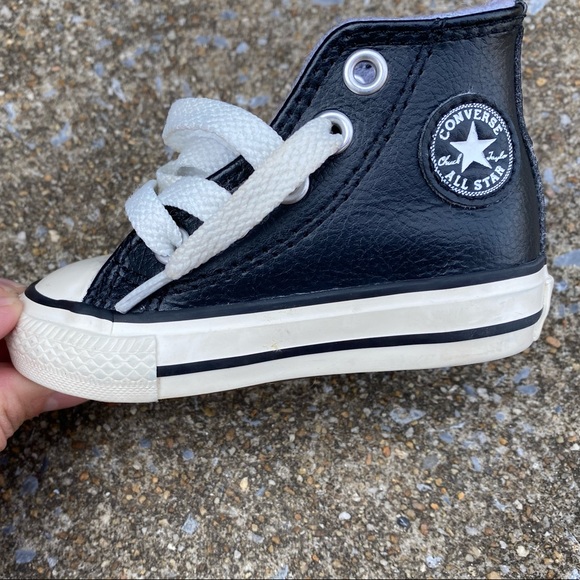 infant black high top converse